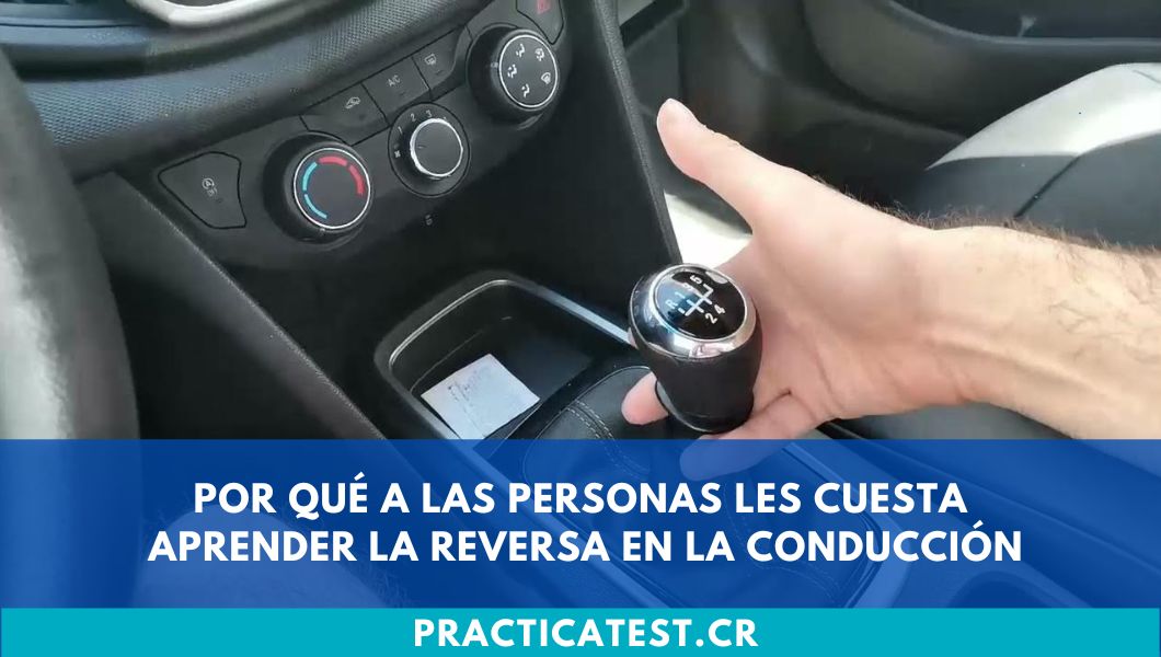 Por qué a las personas les cuesta aprender la reversa en la conducción